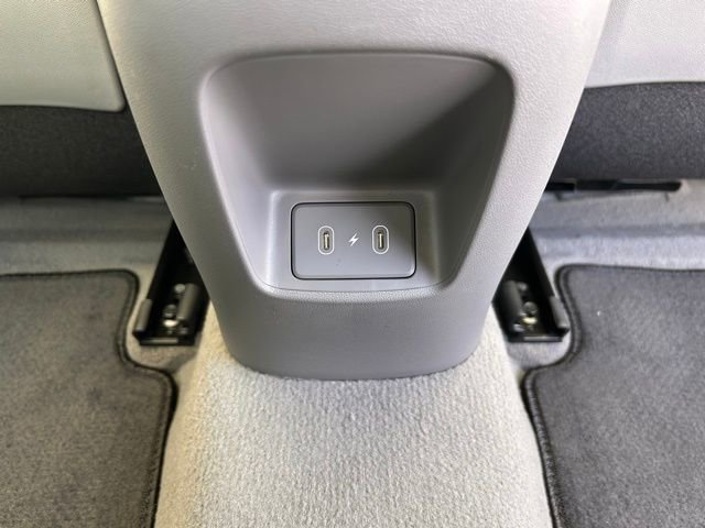 Used 2025 Hyundai Elantra SE image 29