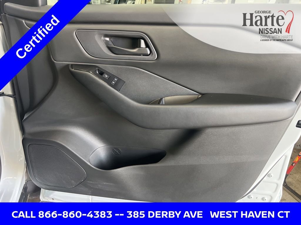 Certified 2025 Nissan Rogue S image 41