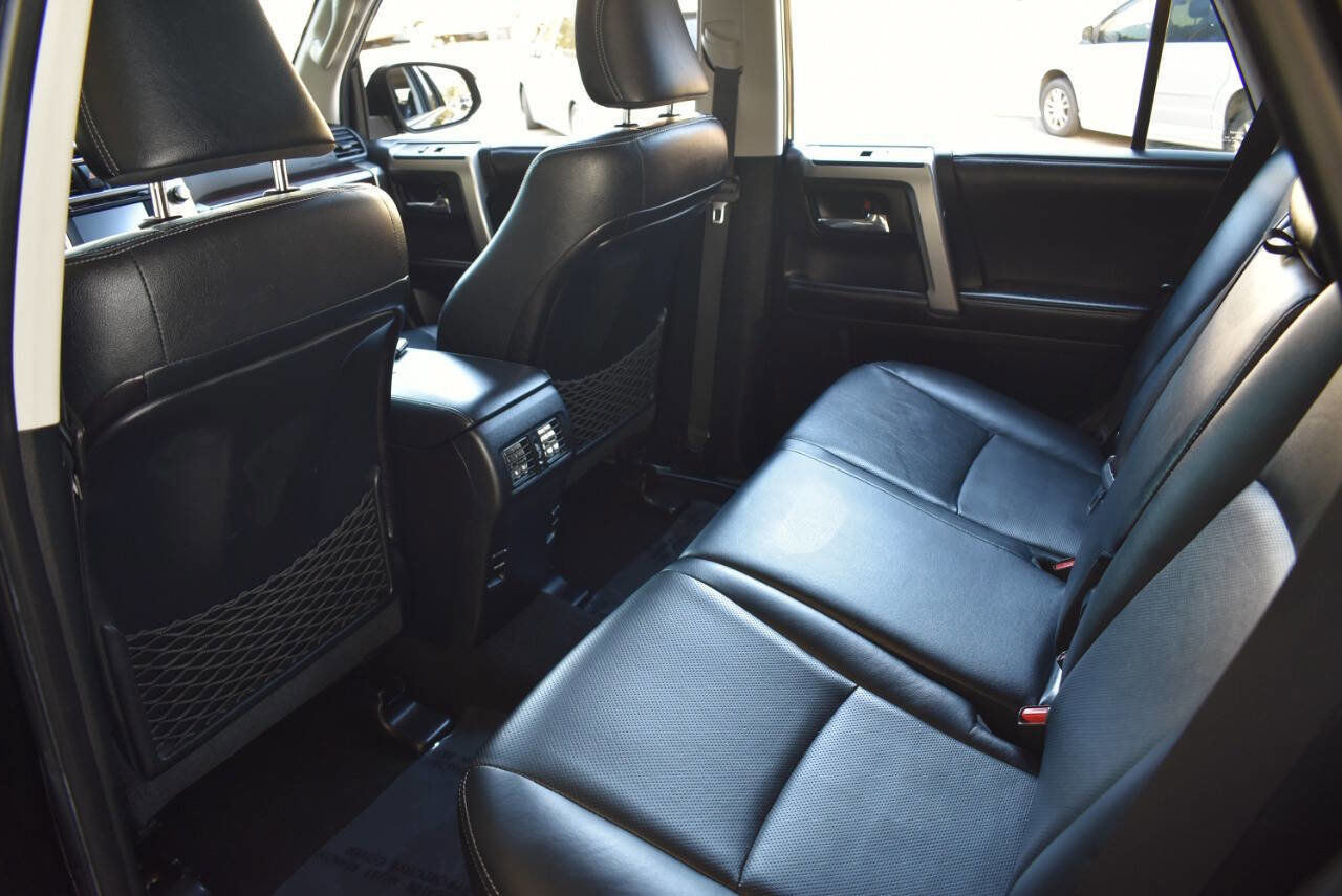 Used 2016 Toyota 4Runner Limited image 40