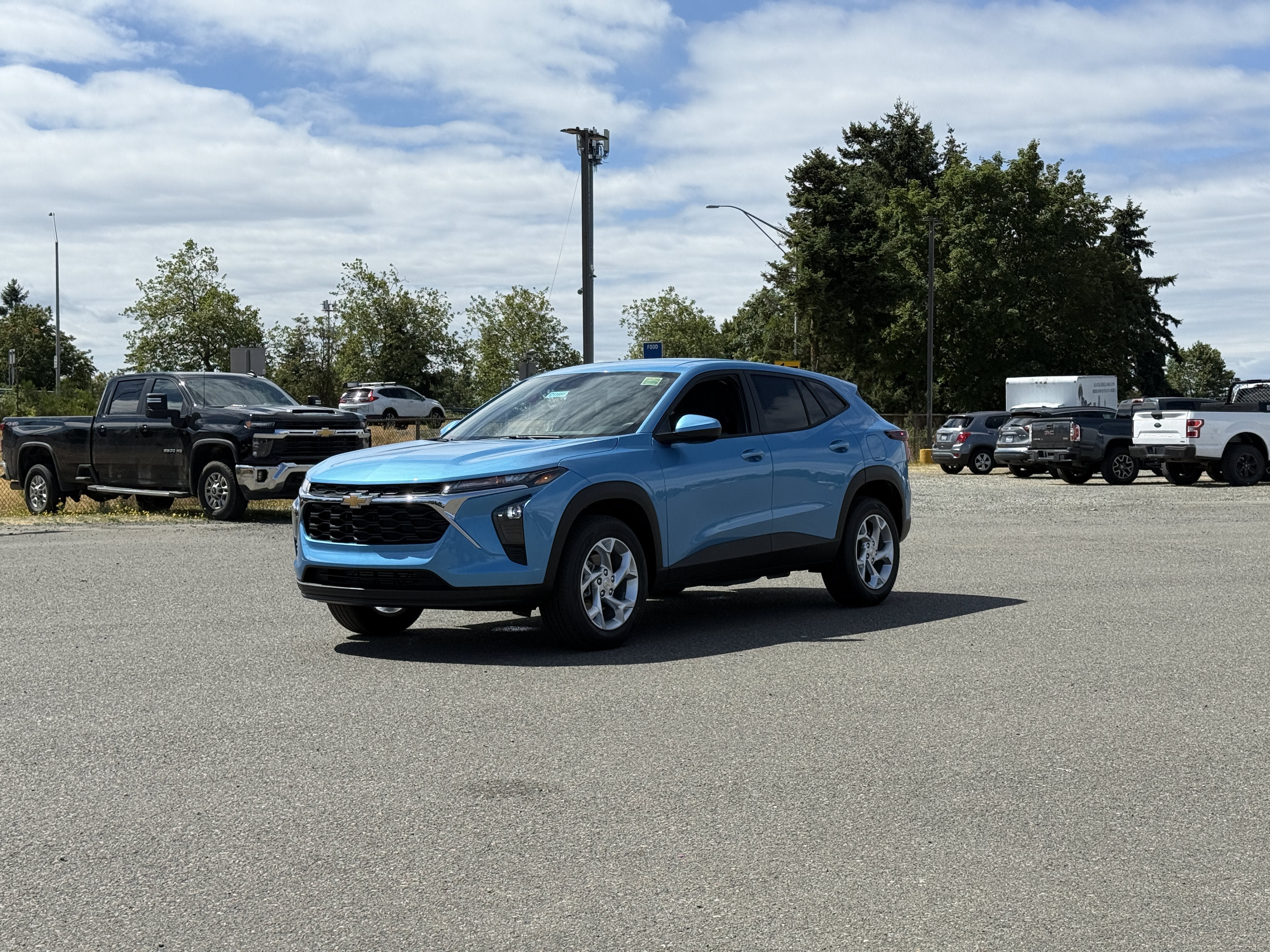 New 2026 Chevrolet Trax LS w/ LS Convenience Package FWD image 40