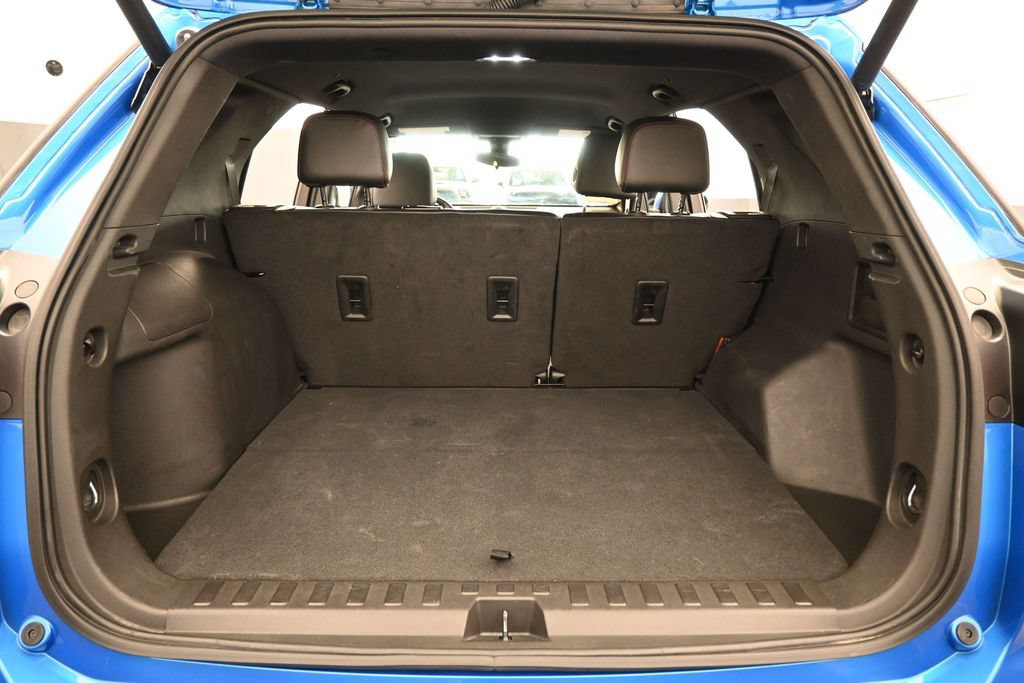 Used 2024 Chevrolet Equinox RS w/ RS Leather Package FWD image 40