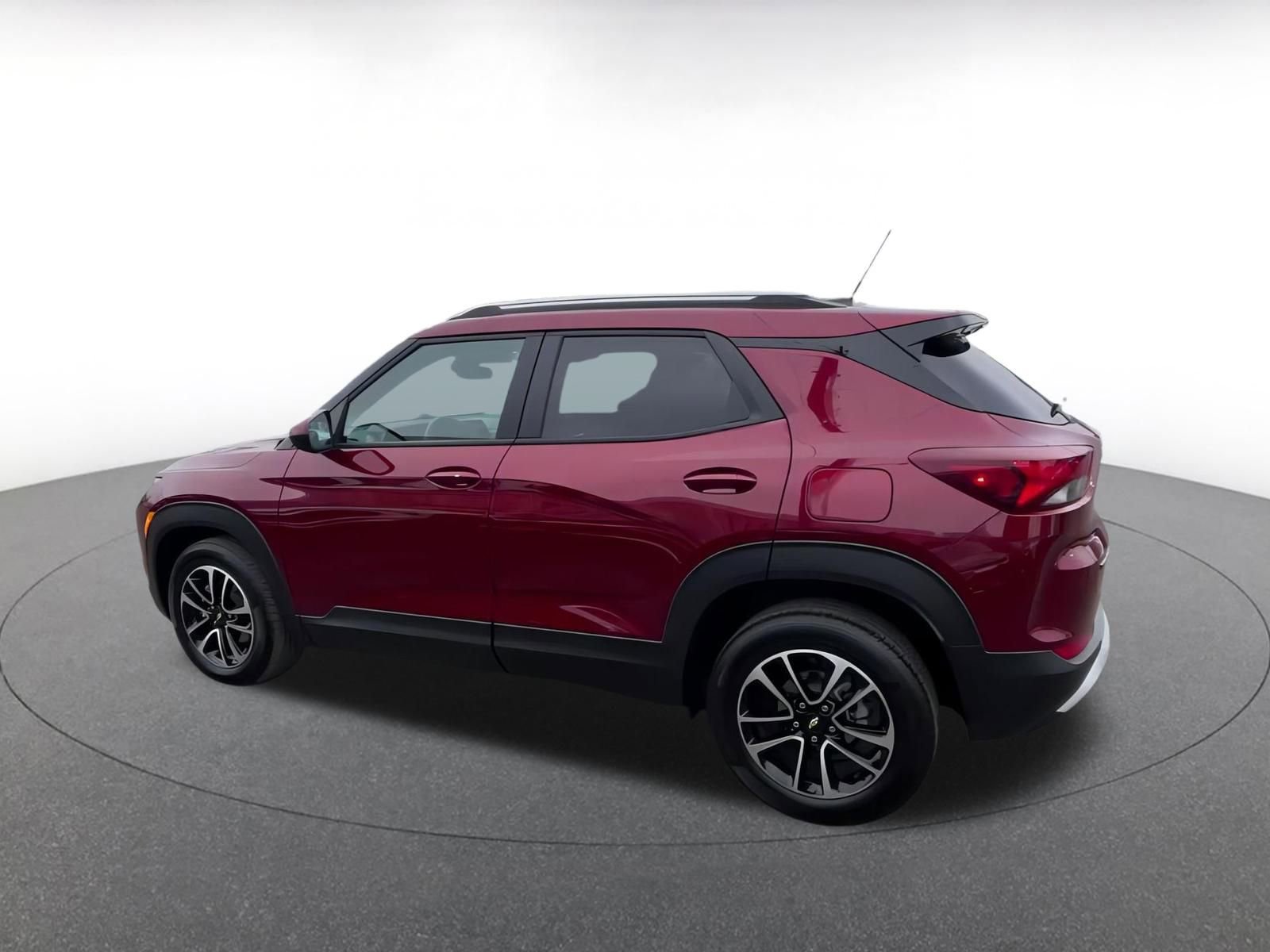 Used 2025 Chevrolet TrailBlazer LT image 10