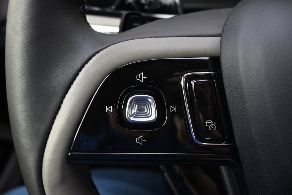 New 2026 Lincoln Corsair Reserve w/ Jet Appearance Package image 31