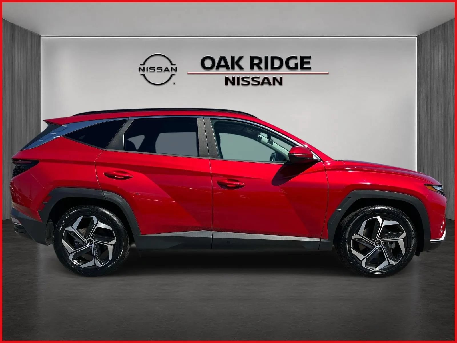 Used 2022 Hyundai Tucson SEL w/ Convenience Package FWD image 2