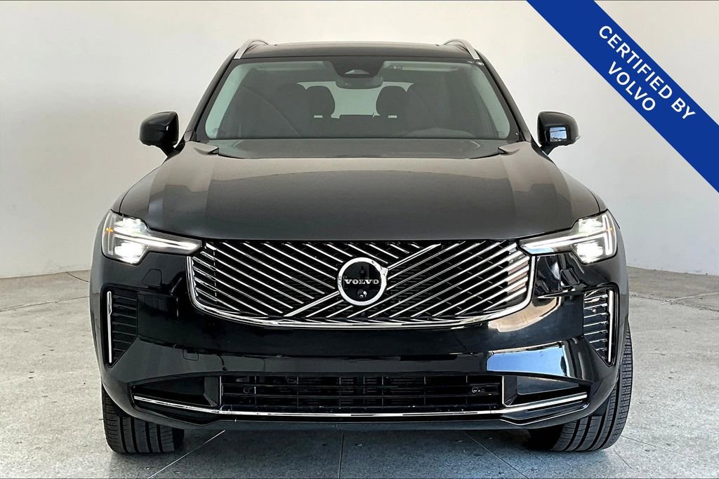 Certified 2025 Volvo XC90 B6 Plus image 6