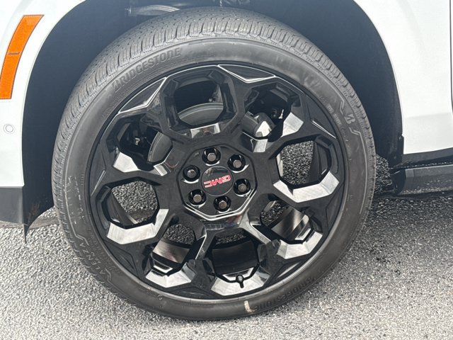 New 2026 GMC Yukon XL Denali Ultimate AWD/4WD image 19