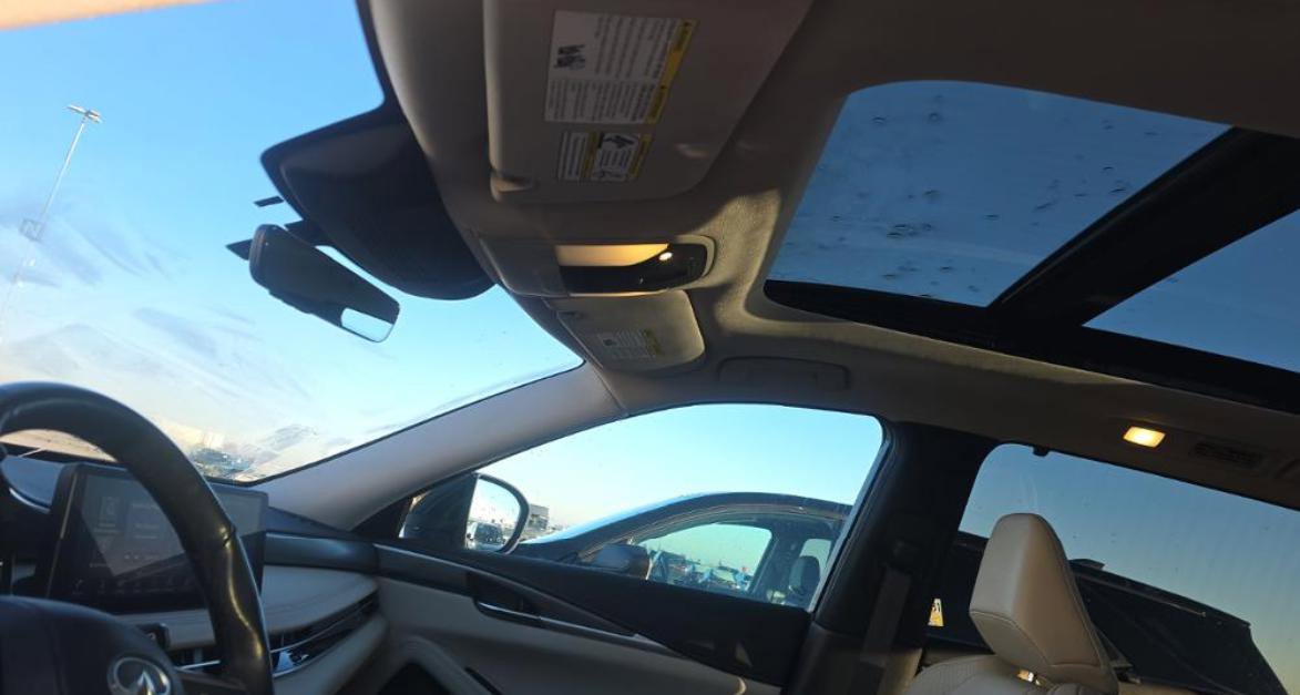 Used 2023 INFINITI QX60 Luxe w/ Cargo Package image 14