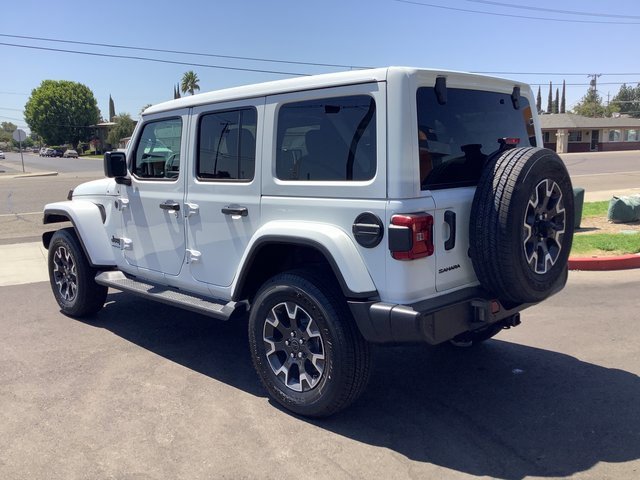 New 2025 Jeep Wrangler Sahara image 24