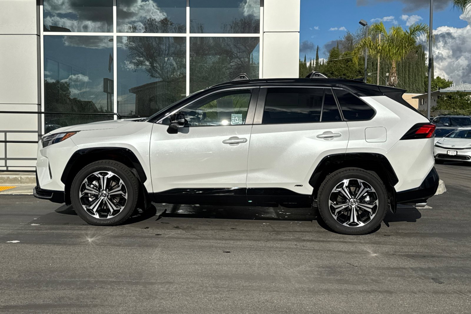 Certified 2025 Toyota RAV4 XSE image 9