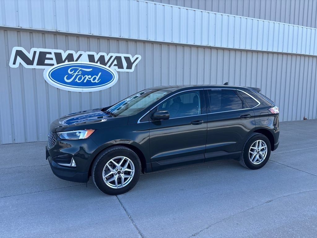 Used 2024 Ford Edge SEL w/ Convenience Package