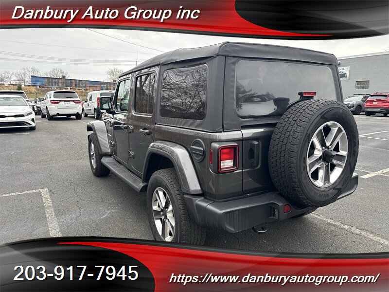 Used 2022 Jeep Wrangler Unlimited Sahara w/ Cold Weather Group AWD/4WD image 4