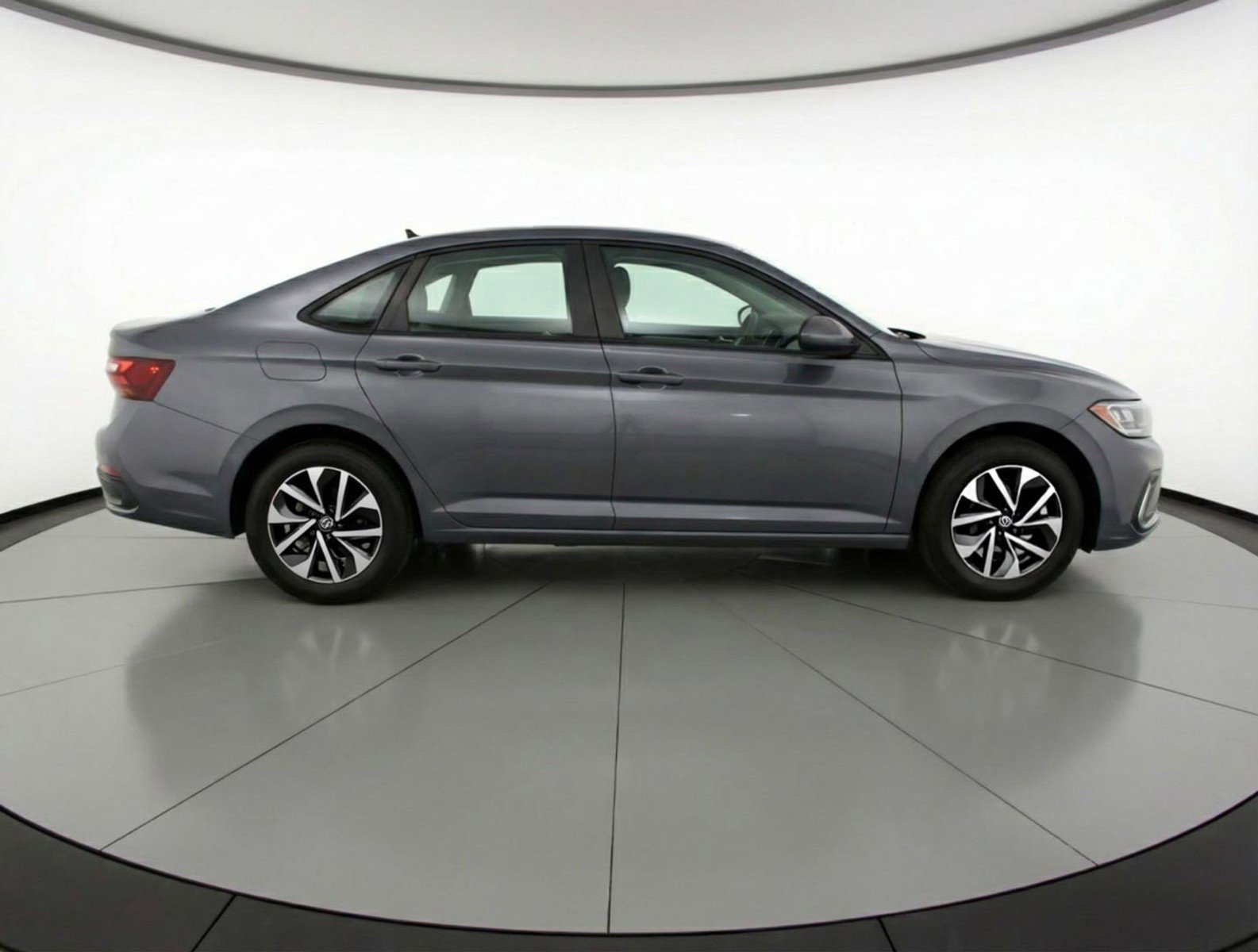 Used 2025 Volkswagen Jetta S FWD image 11