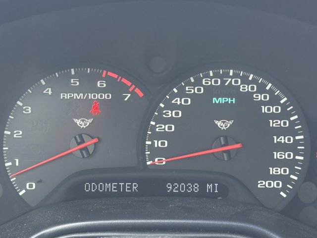 Used 2001 Chevrolet Corvette Coupe RWD image 23
