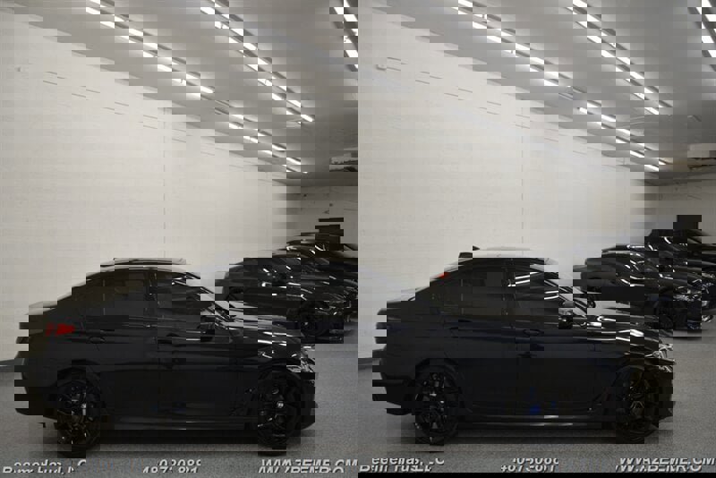 Used 2022 BMW M550i xDrive w/ Executive Package image 7