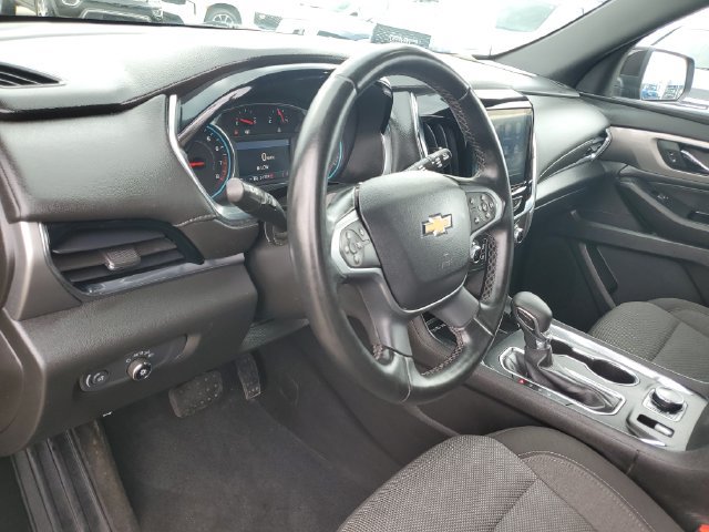 Used 2023 Chevrolet Traverse LT FWD image 19