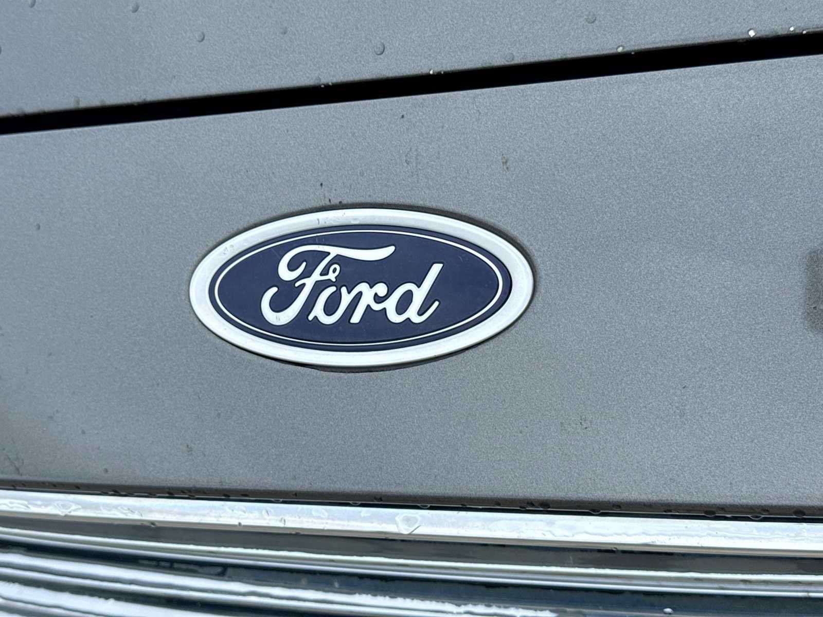 Used 2017 Ford Fusion Titanium AWD/4WD image 11