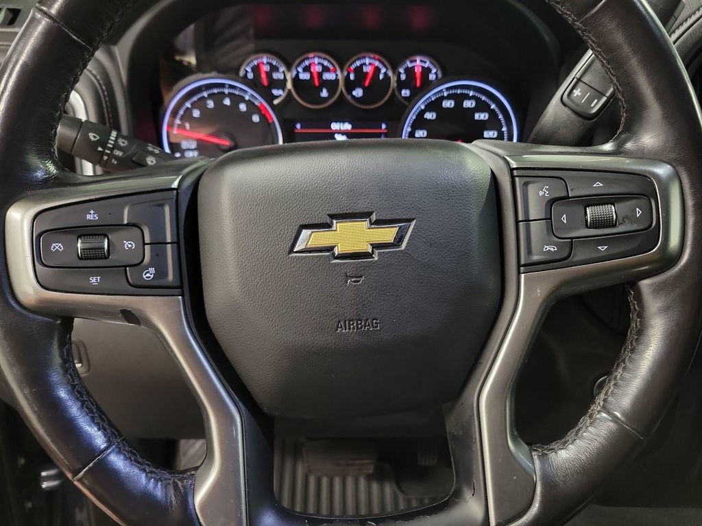 Used 2021 Chevrolet Silverado 1500 LT AWD/4WD image 25