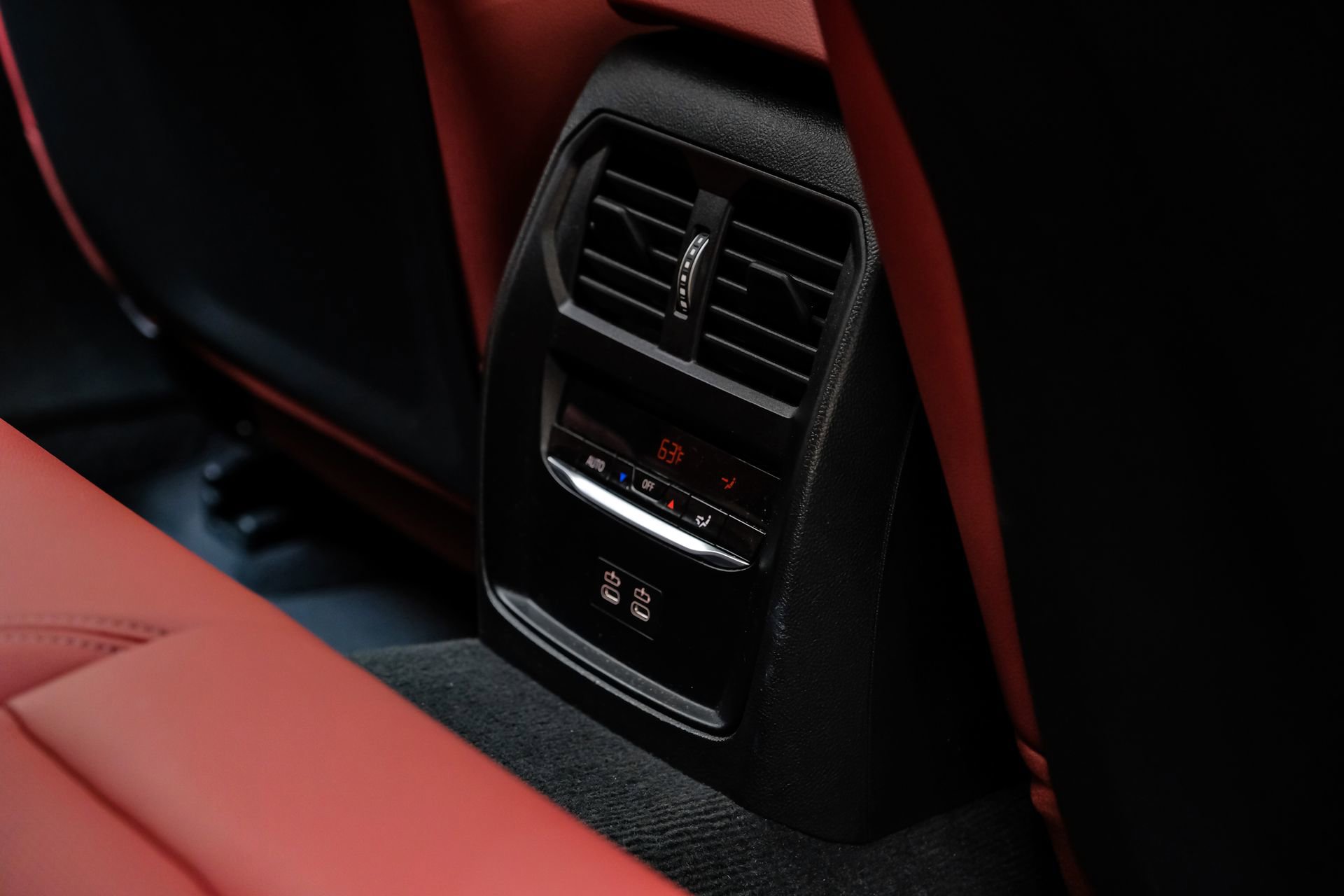 Used 2025 BMW 430i xDrive w/ Premium Package image 41