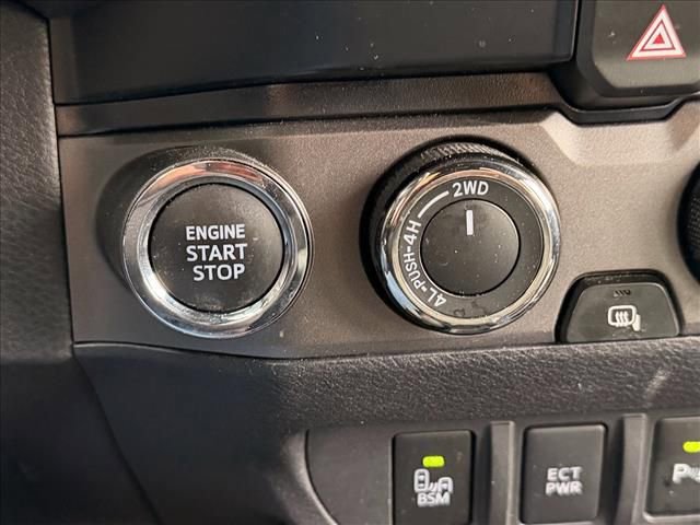 Used 2023 Toyota Tacoma TRD Sport w/ Technology Package image 21