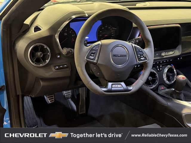 Used 2023 Chevrolet Camaro ZL1 RWD image 11