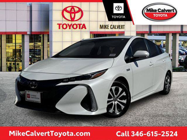 Certified 2022 Toyota Prius Prime XLE FWD image 1