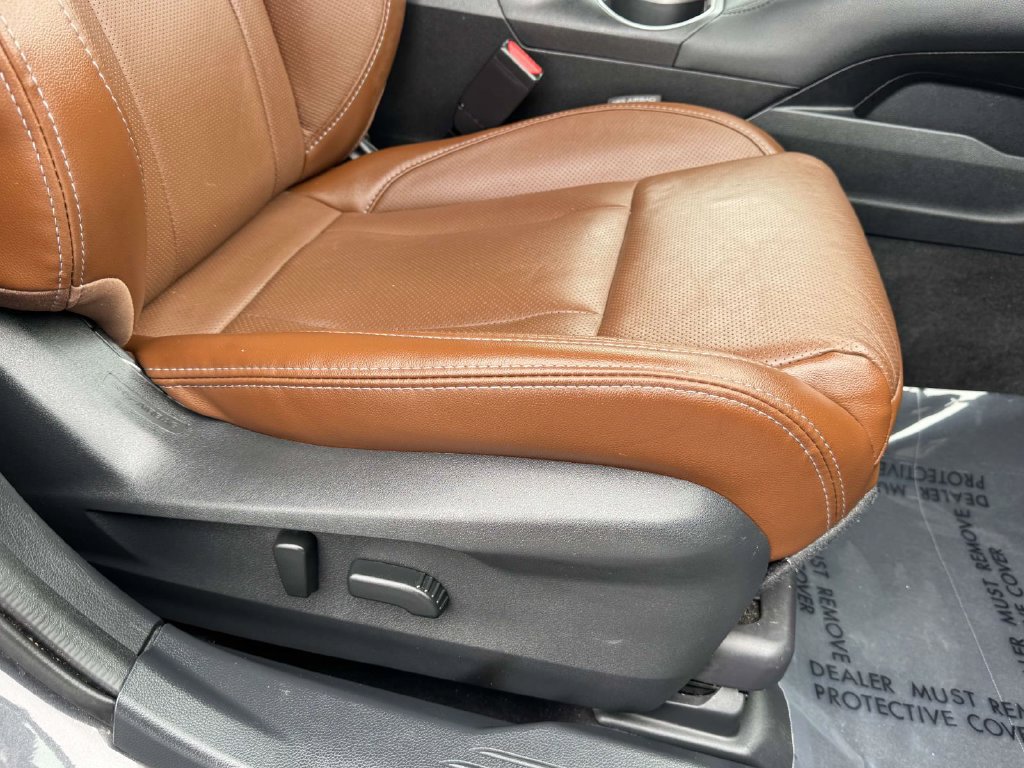 Used 2024 Subaru Outback Touring XT AWD/4WD image 11