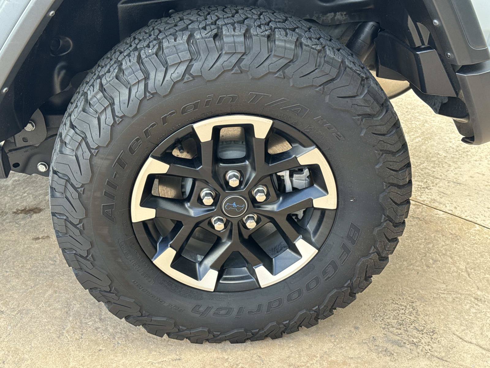 Used 2025 Jeep Wrangler Unlimited Rubicon 4xe w/ Safety Group AWD/4WD image 20