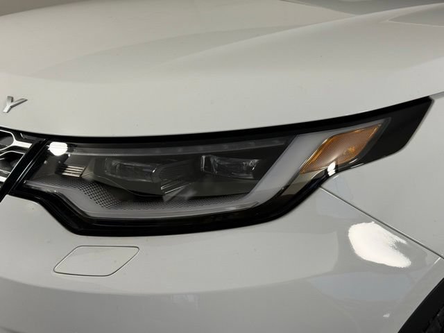 Certified 2025 Land Rover Discovery S AWD/4WD image 11