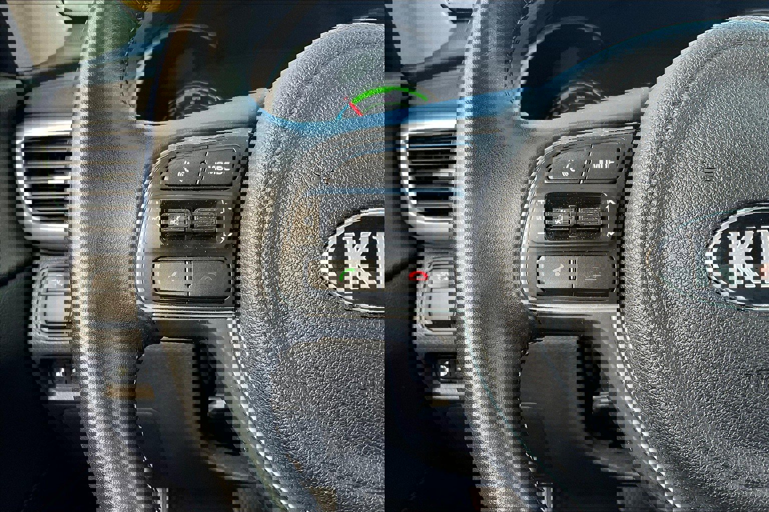 Used 2017 Kia Optima EX image 22