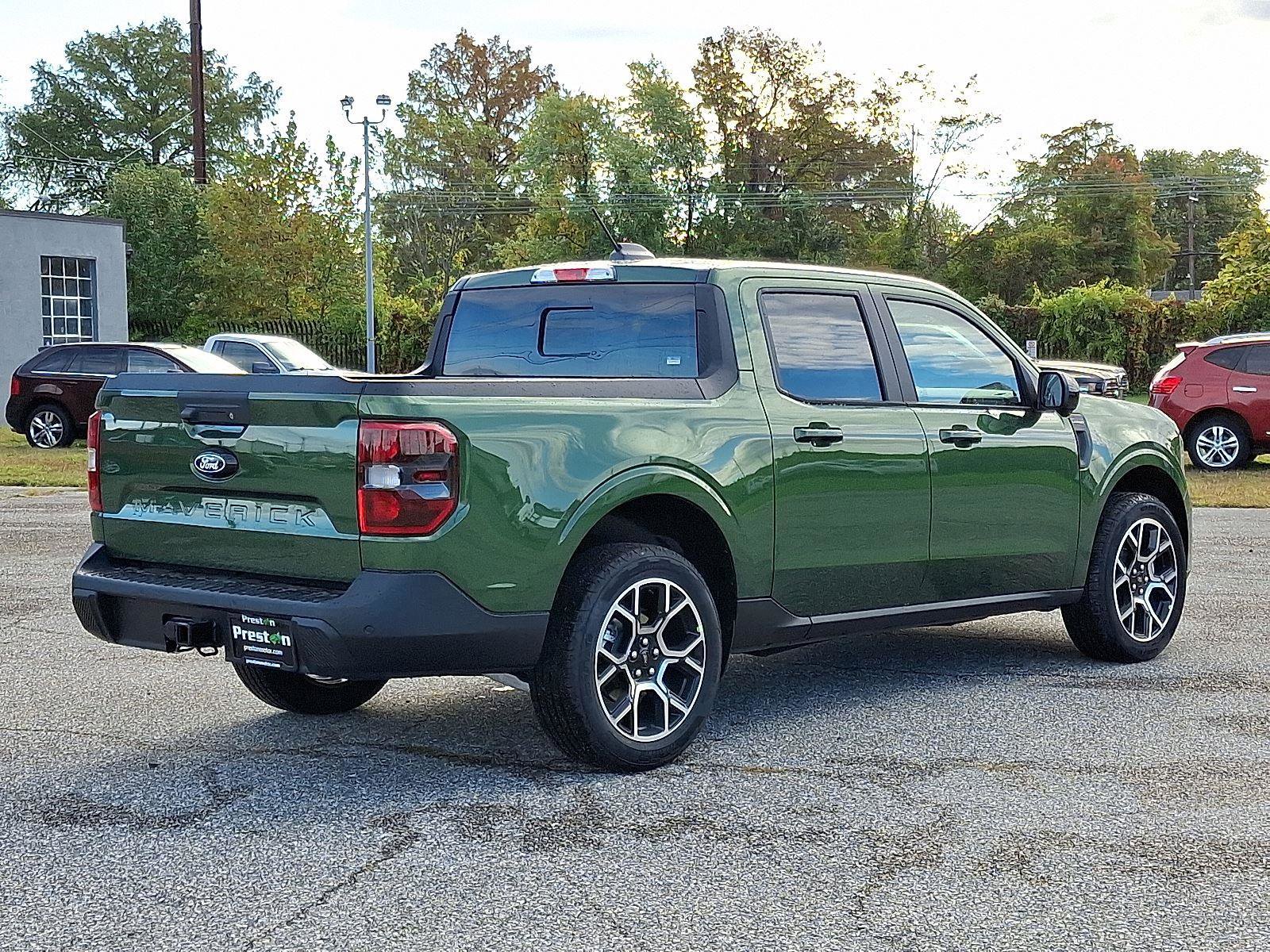 New 2025 Ford Maverick Lariat w/ 4K Tow Package image 3