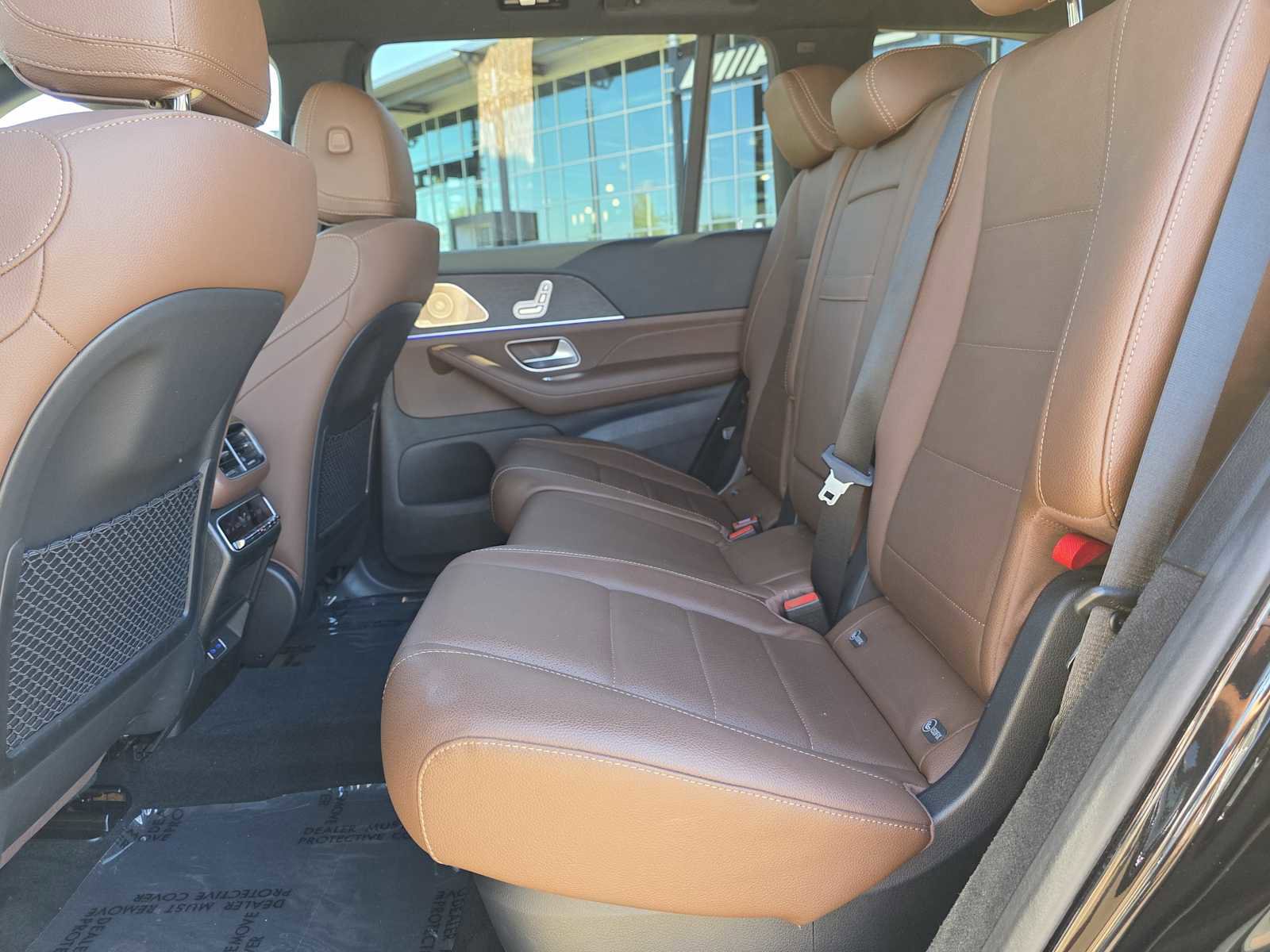 Used 2024 Mercedes-Benz GLS 450 4MATIC image 16