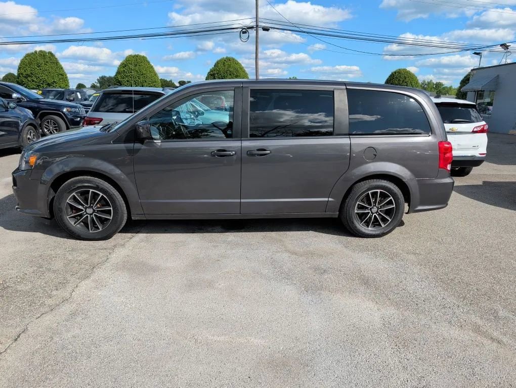 Used 2018 Dodge Grand Caravan SE FWD image 5