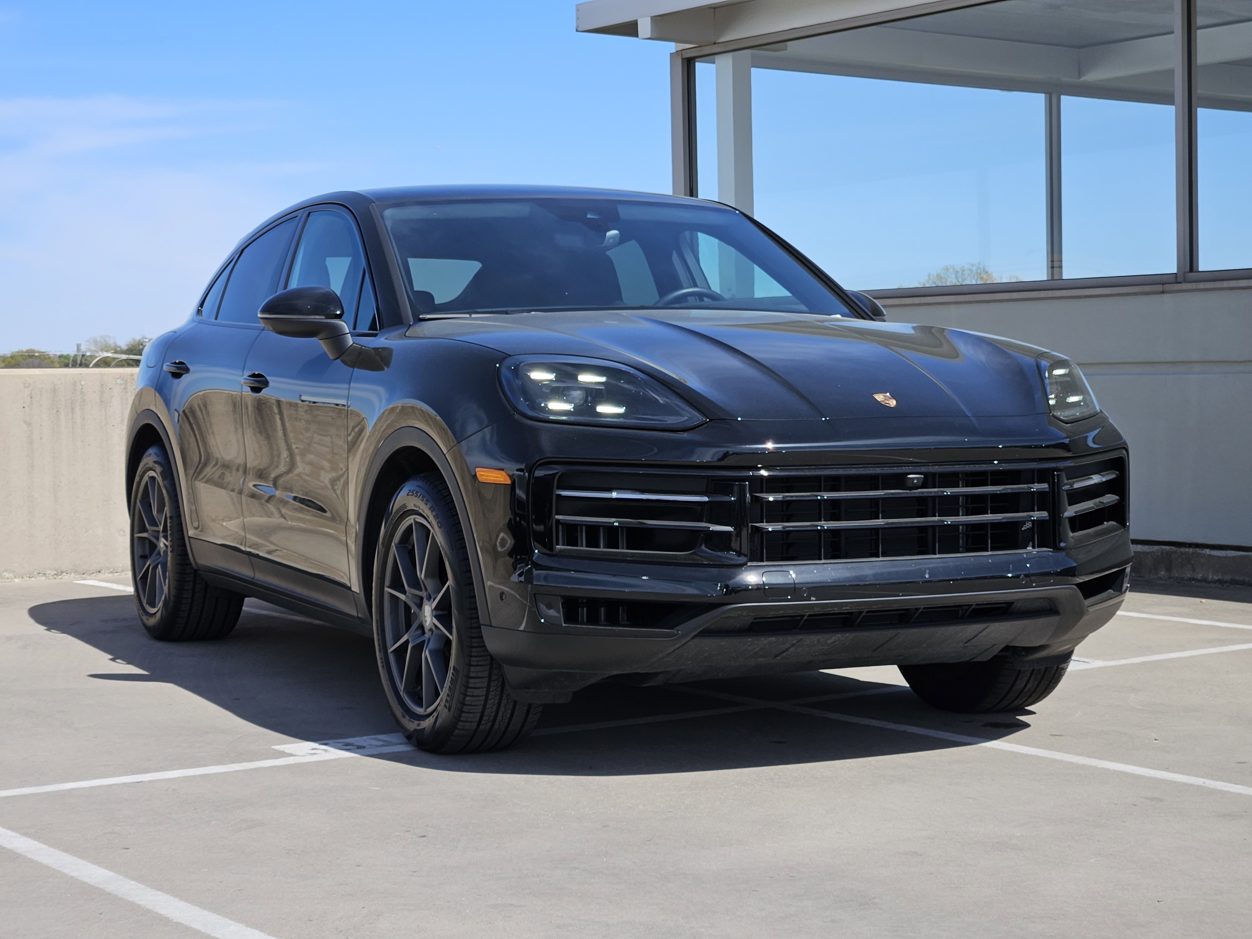 Used 2025 Porsche Cayenne image 10