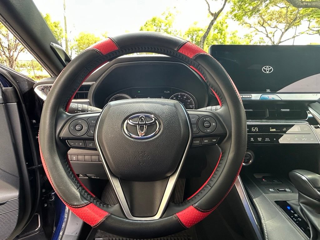 Used 2023 Toyota Venza XLE AWD/4WD image 17