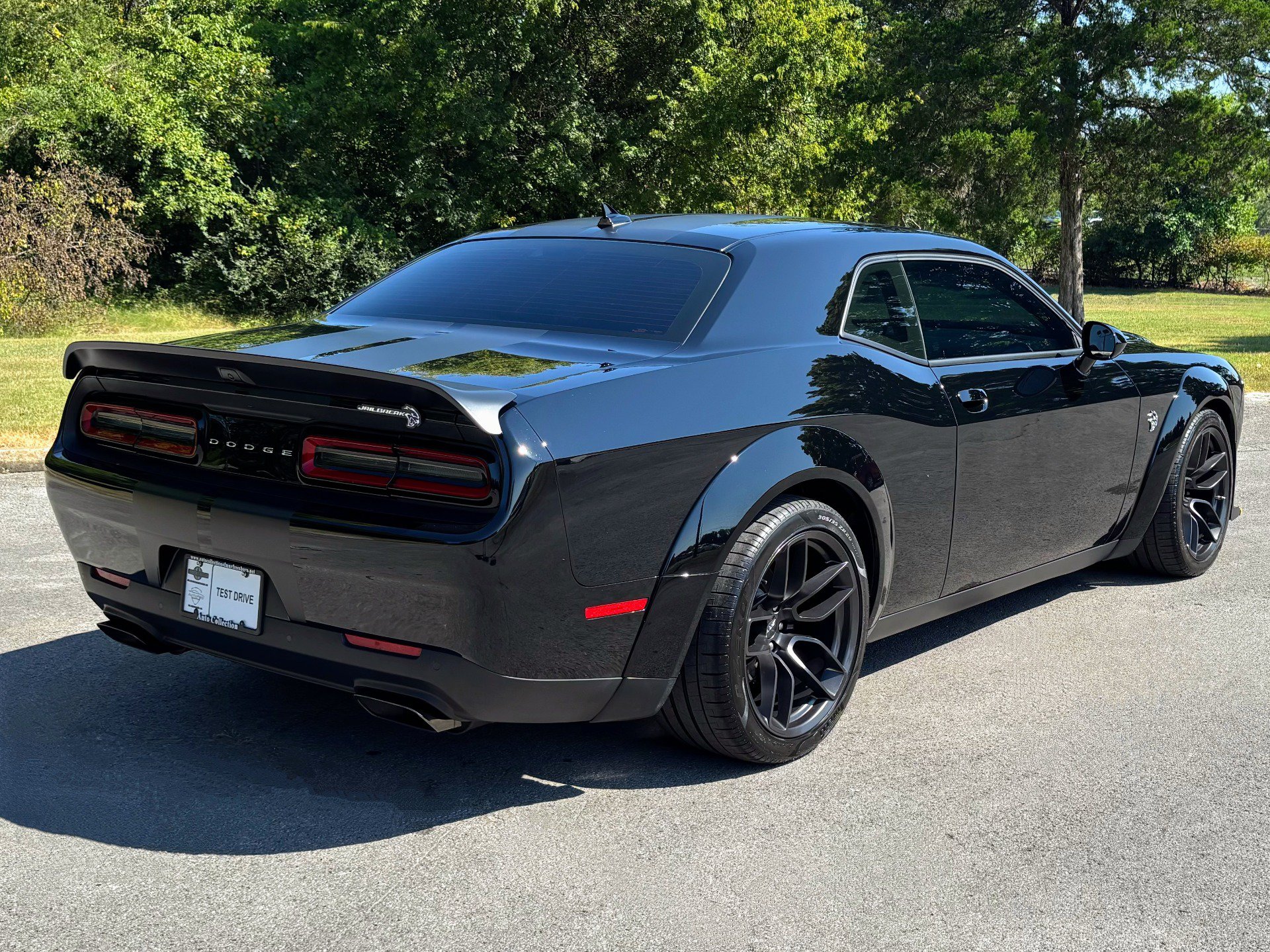 Used 2023 Dodge Challenger SRT Hellcat RWD image 3