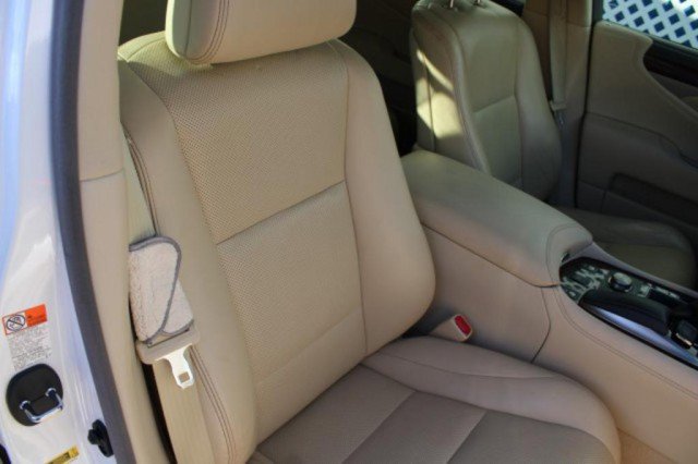 Used 2015 Lexus LS 460 w/ Comfort Package image 10