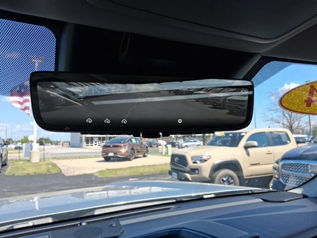 Used 2024 Toyota Sequoia Limited w/ Tow Technology Package AWD/4WD image 31