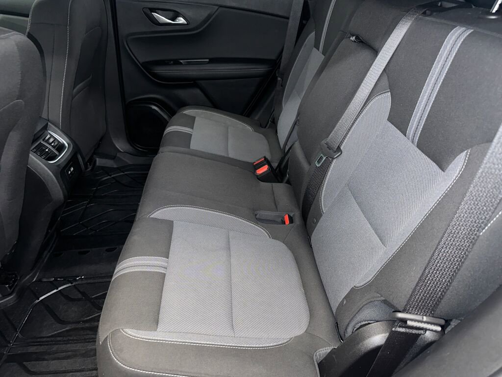 Used 2023 Chevrolet Blazer LT w/ Driver Confidence Package image 18