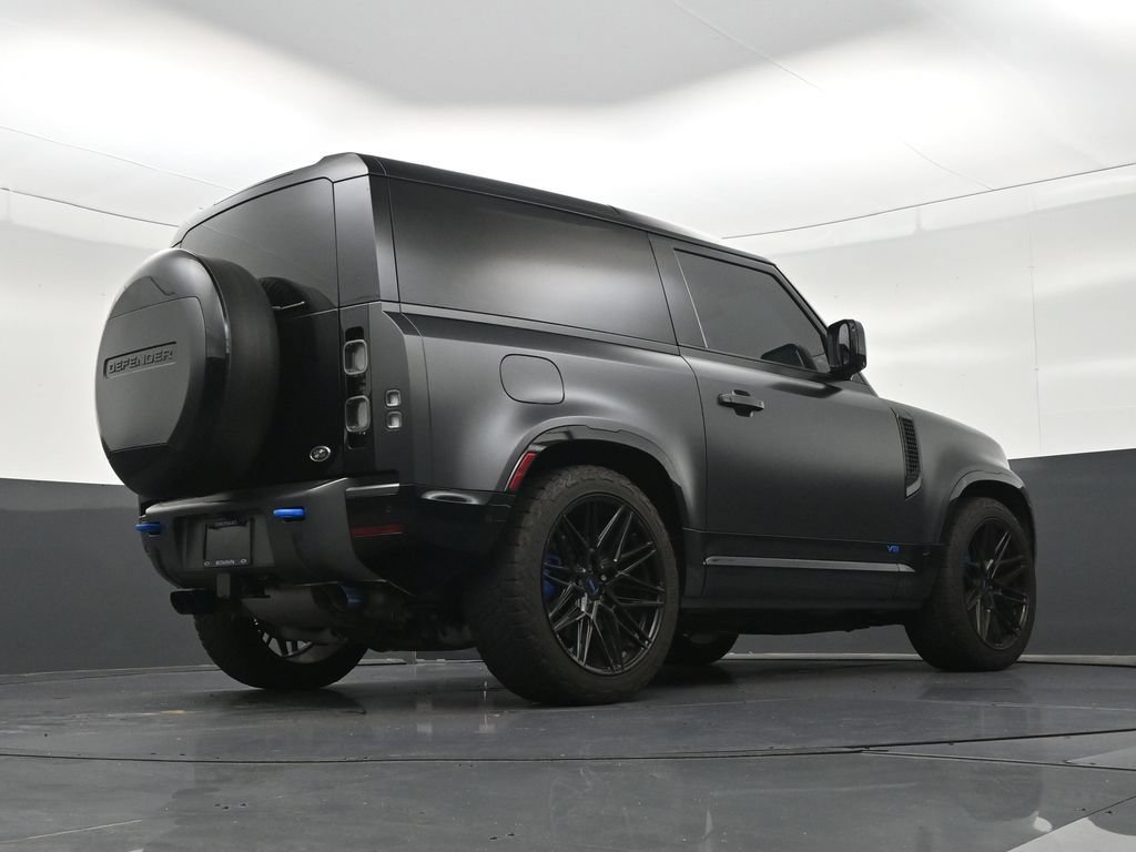 Used 2023 Land Rover Defender 90 V8 AWD/4WD image 26