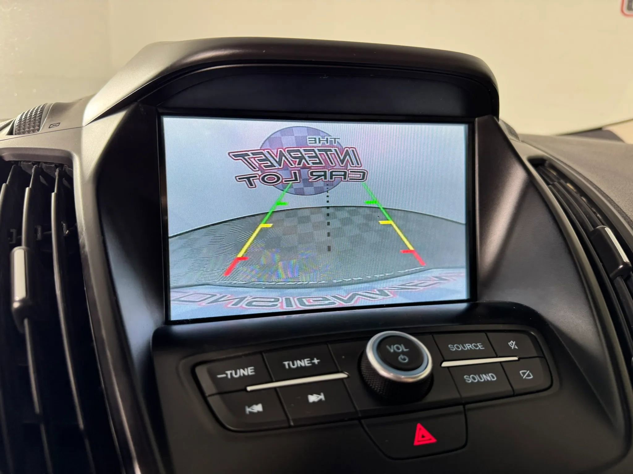 Used 2019 Ford Escape SE FWD image 18