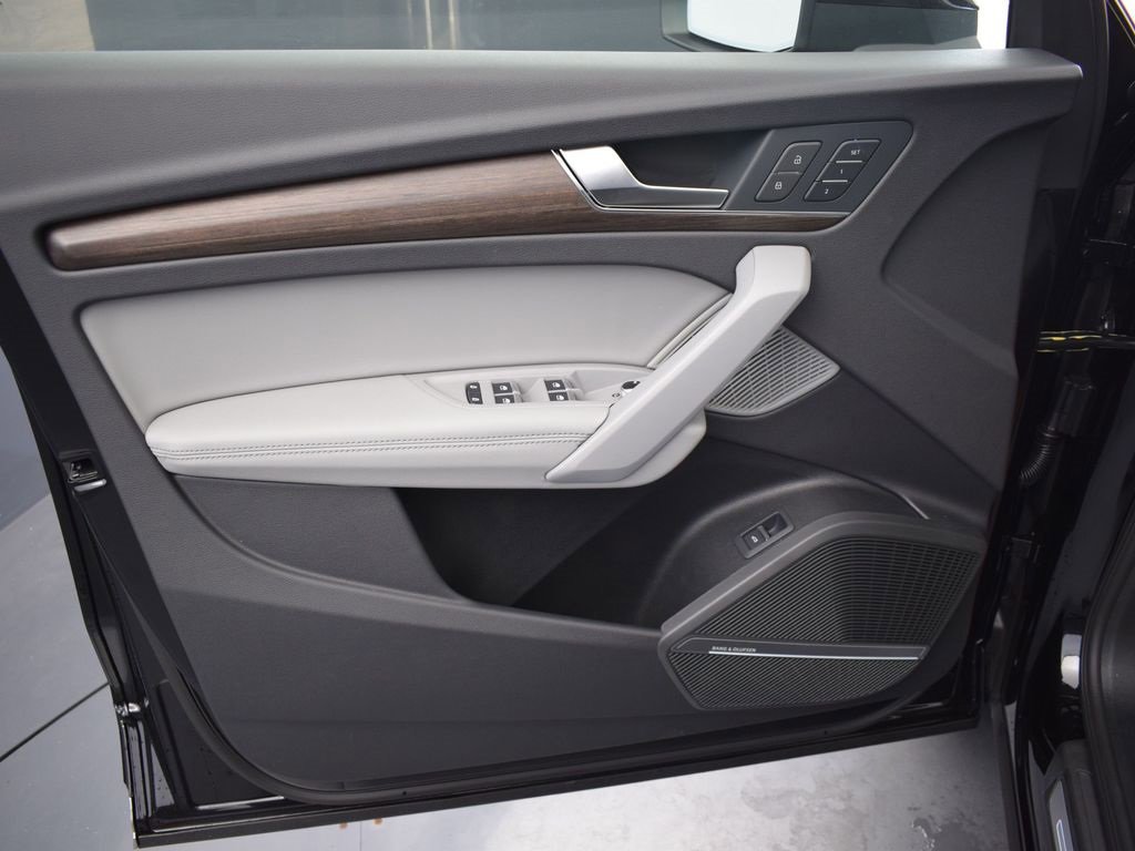 Certified 2024 Audi Q5 2.0T Premium Plus w/ Premium Plus Package image 26