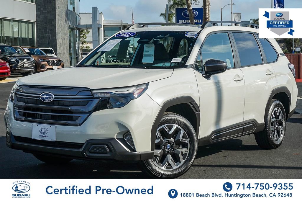Used 2025 Subaru Forester Premium image 1