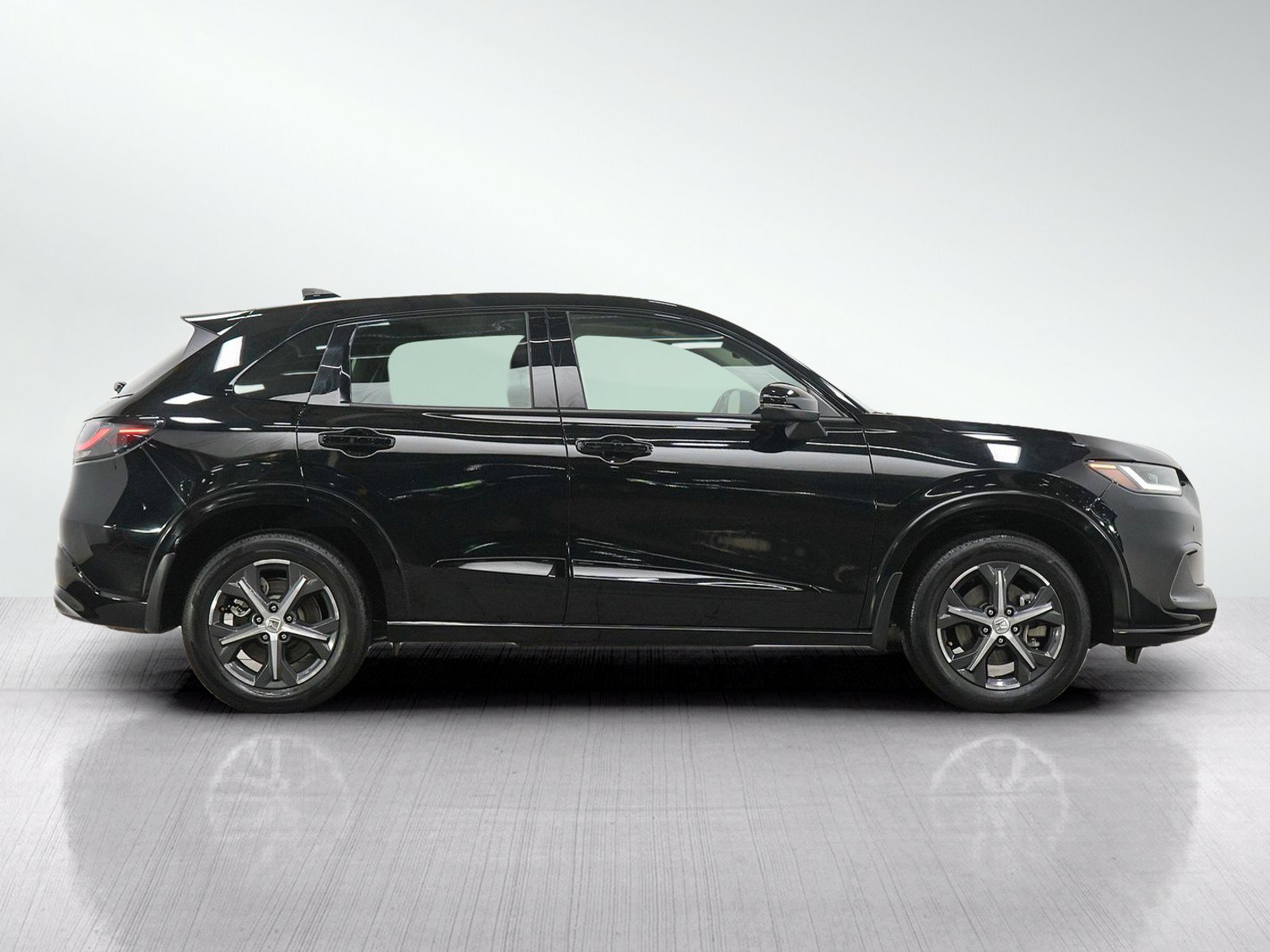 Used 2023 Honda HR-V EX-L image 6