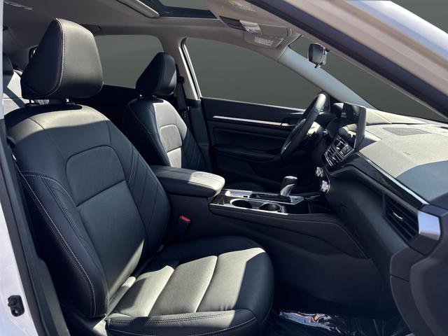 Used 2024 Nissan Altima 2.0 SR image 29