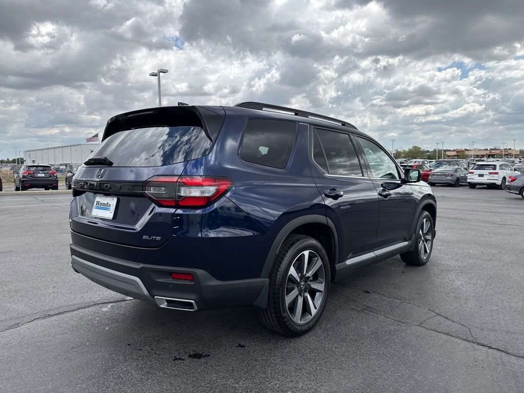Certified 2025 Honda Pilot Elite image 7