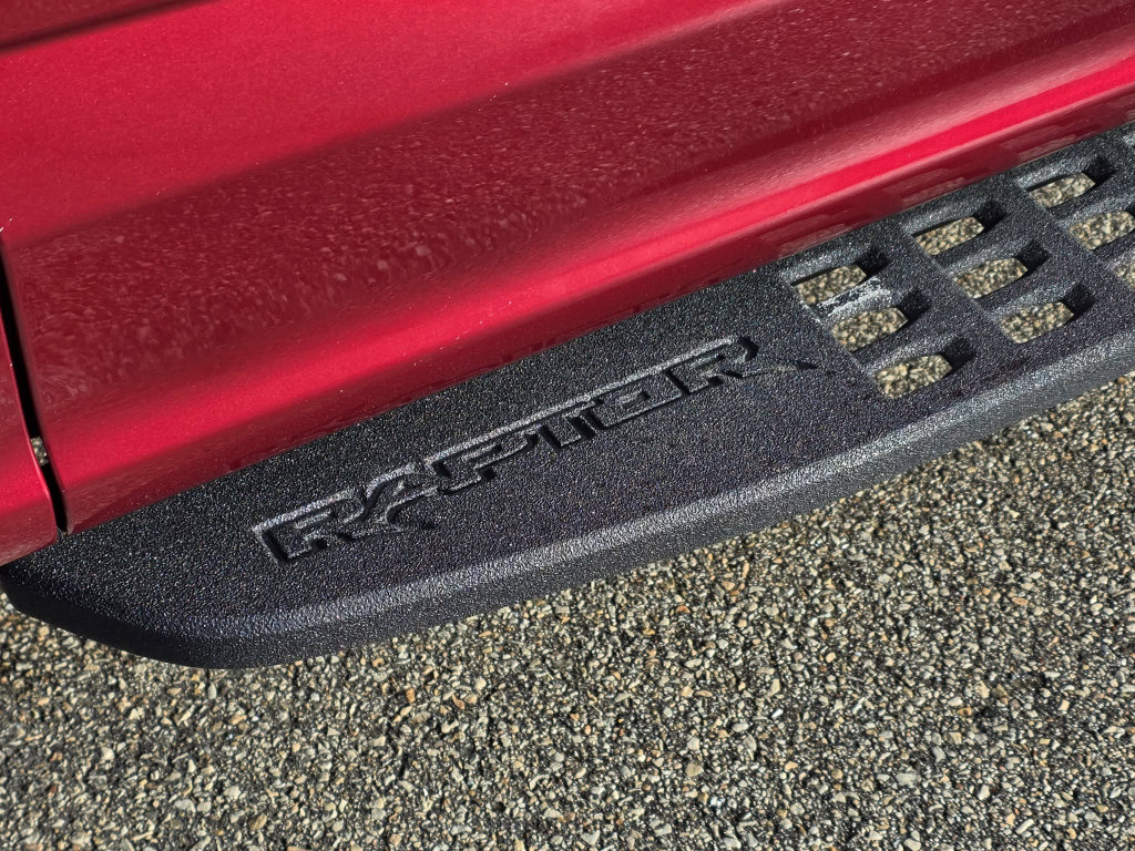 Used 2018 Ford F150 Raptor w/ Equipment Group 801A Mid image 8