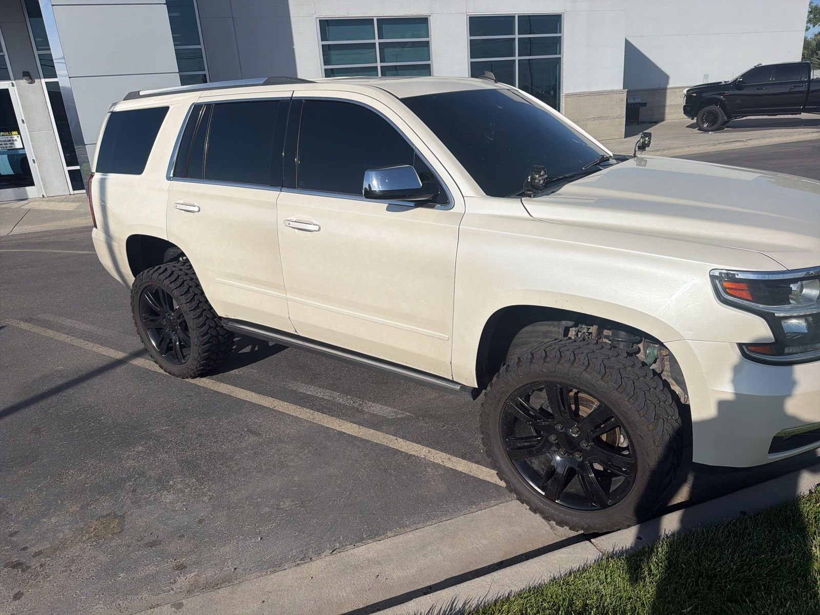 Used 2015 Chevrolet Tahoe LTZ AWD/4WD image 8