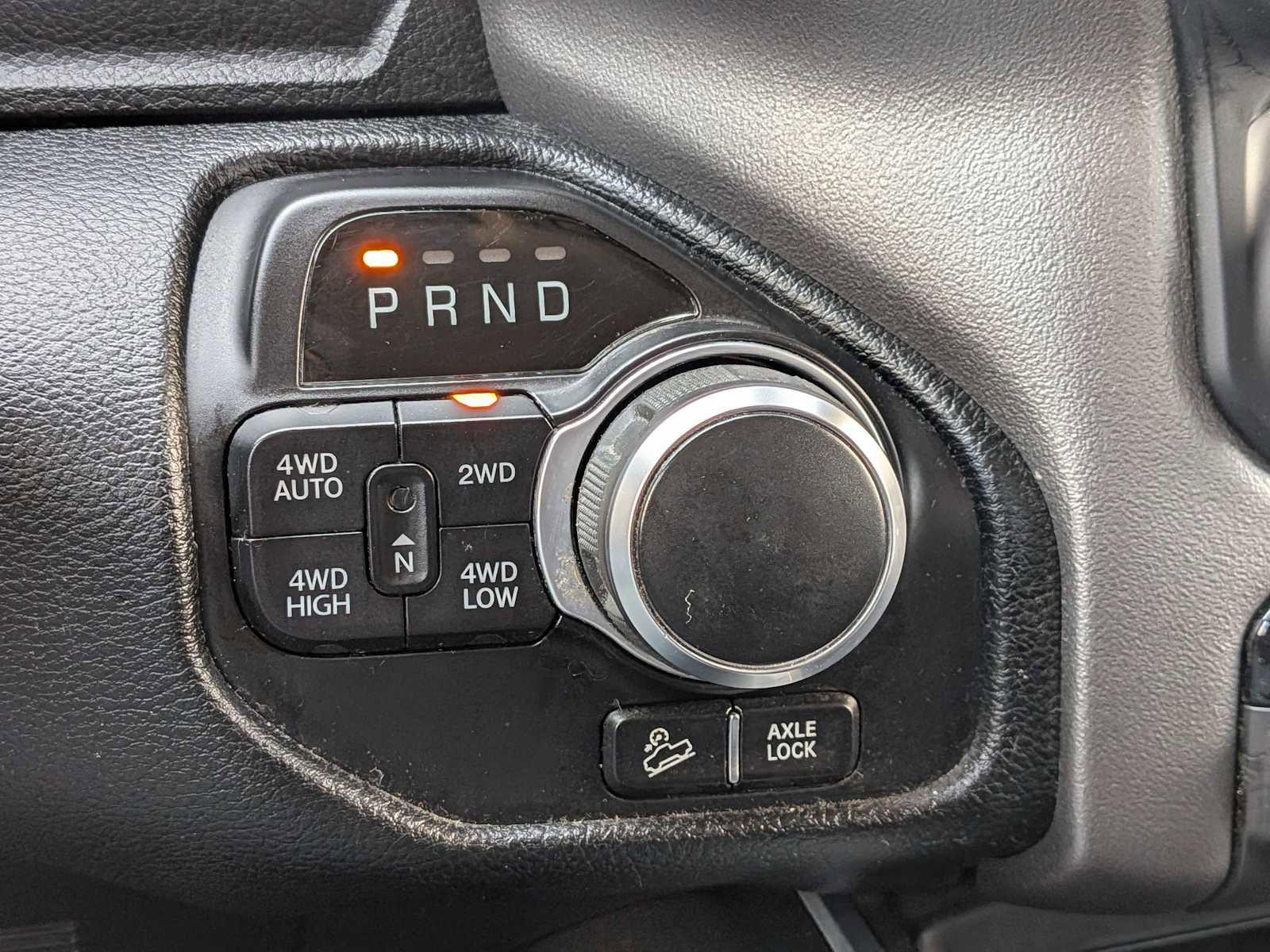 Used 2020 RAM 1500 Big Horn AWD/4WD image 27
