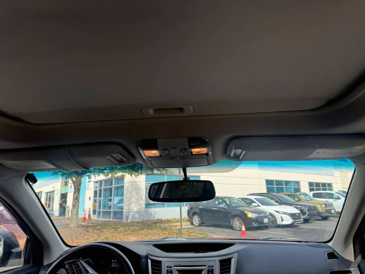 Used 2012 Subaru Outback 2.5i Limited w/ Moonroof Pkg image 10