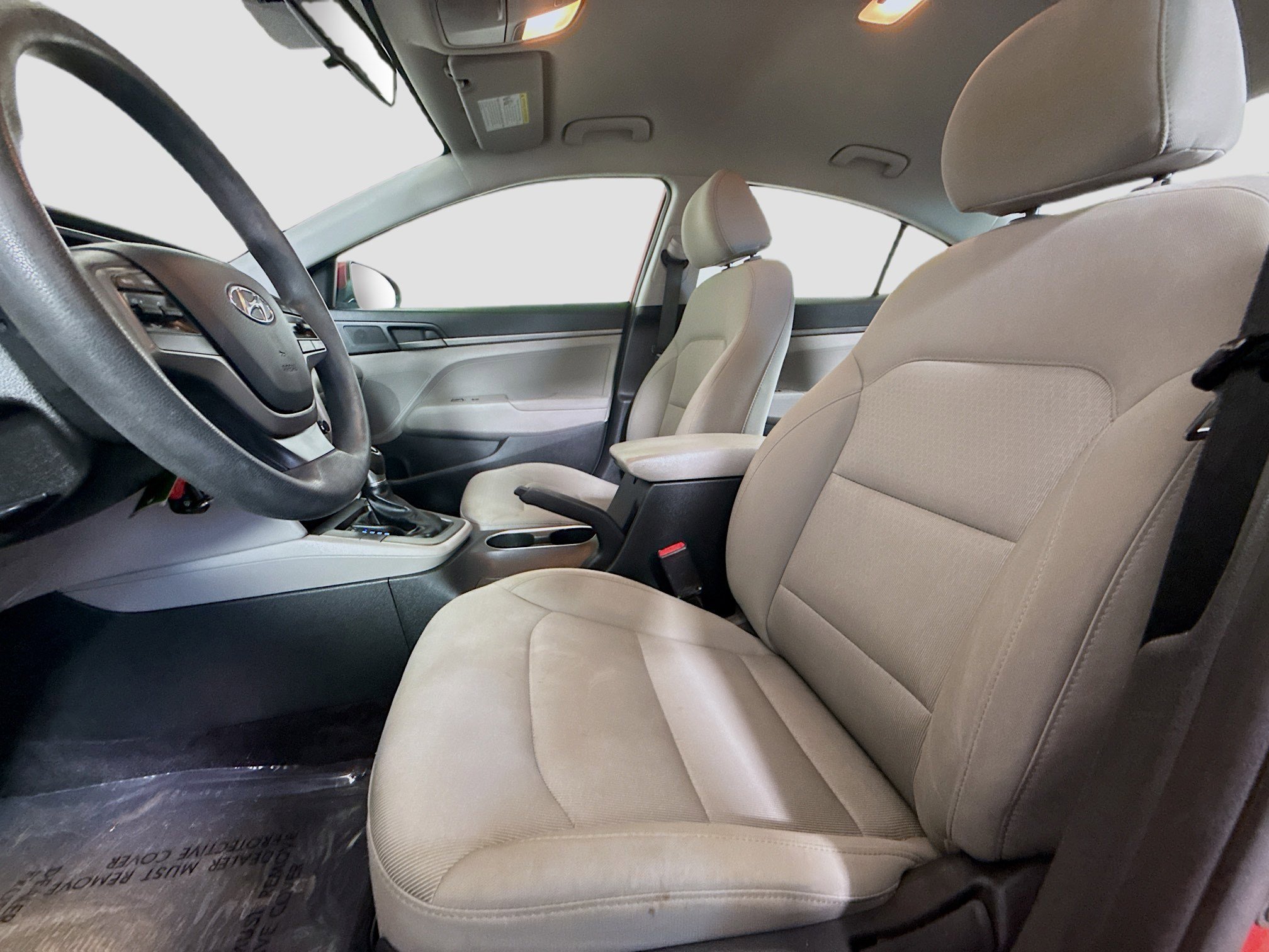 Used 2017 Hyundai Elantra SE image 20